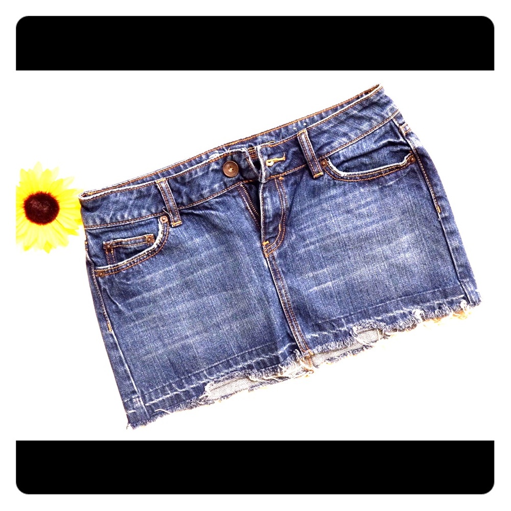 Bullhead by Buckle Cut Off Denim Mini Skirt